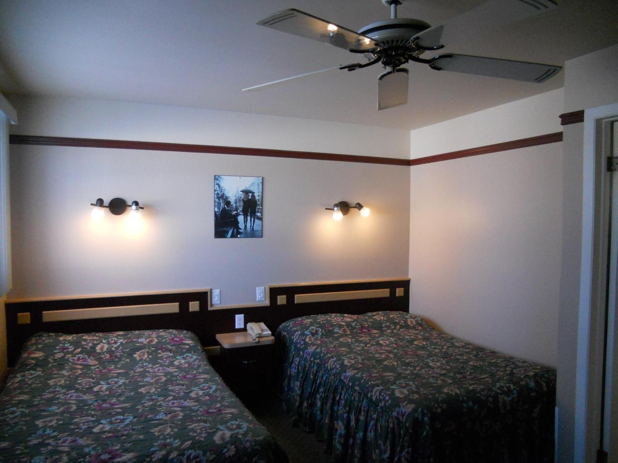 Motel Normandie Louiseville エクステリア 写真
