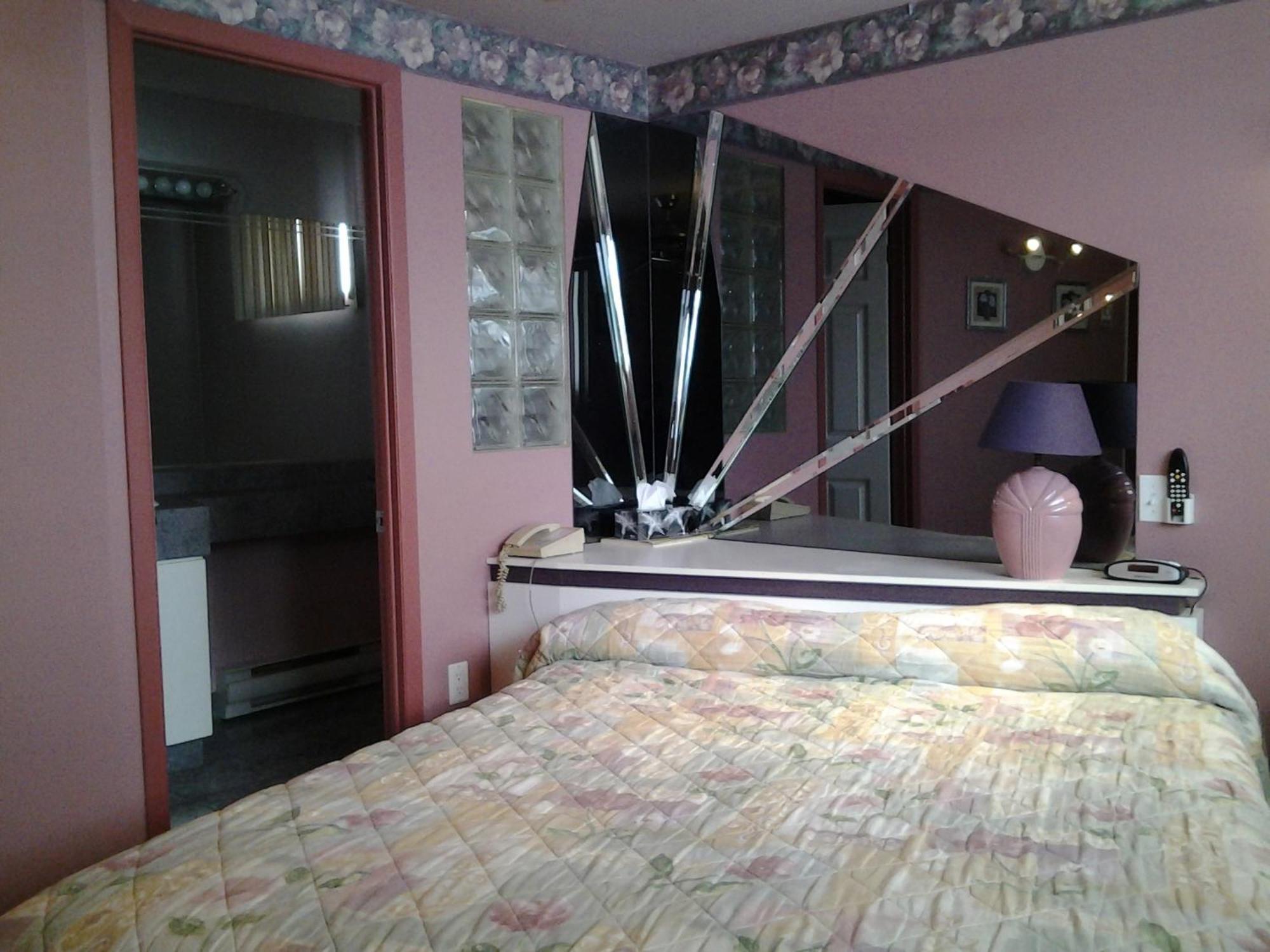 Motel Normandie Louiseville 部屋 写真